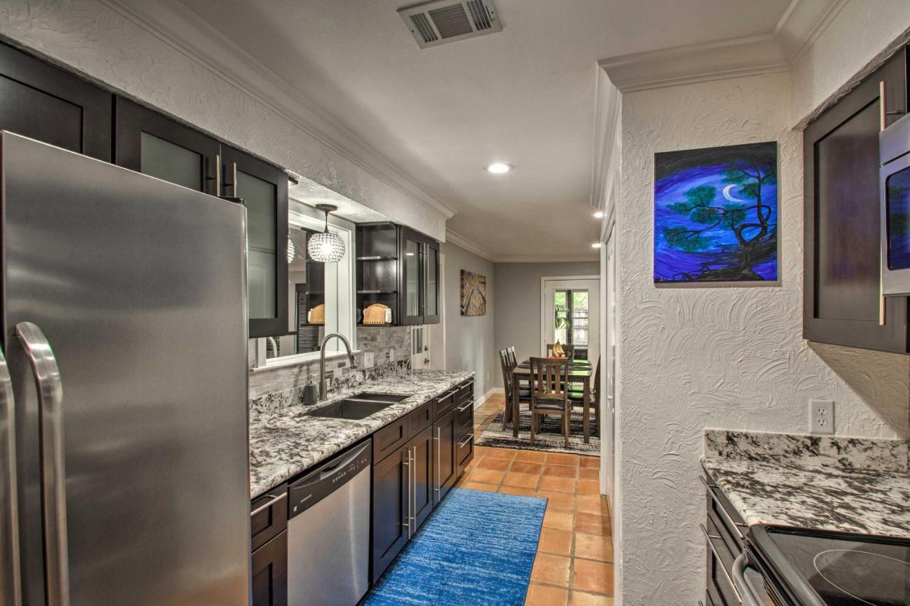 2-Story Pensacola Home With Game Room And Private Yard المظهر الخارجي الصورة