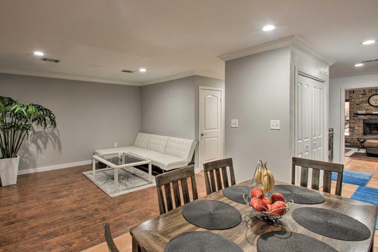 2-Story Pensacola Home With Game Room And Private Yard المظهر الخارجي الصورة