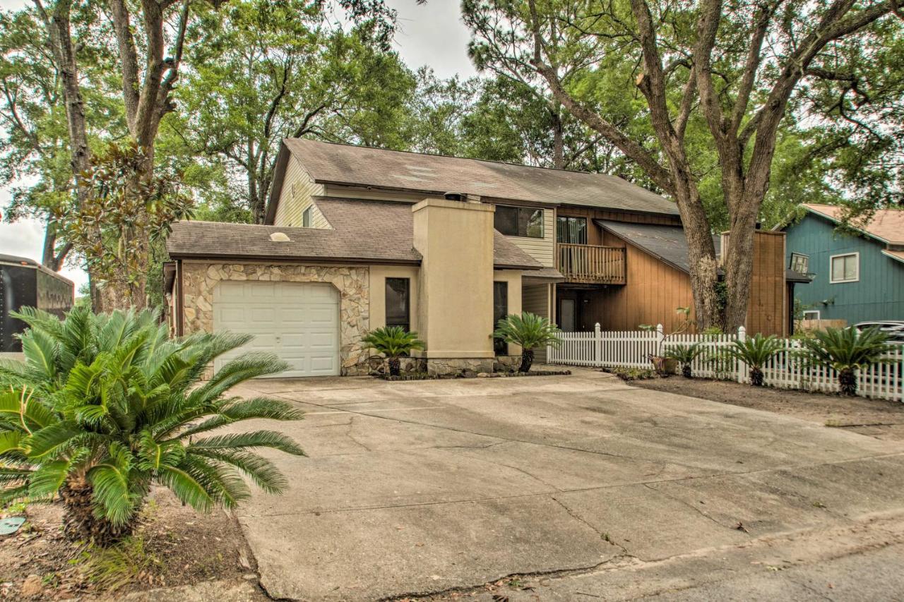 2-Story Pensacola Home With Game Room And Private Yard المظهر الخارجي الصورة